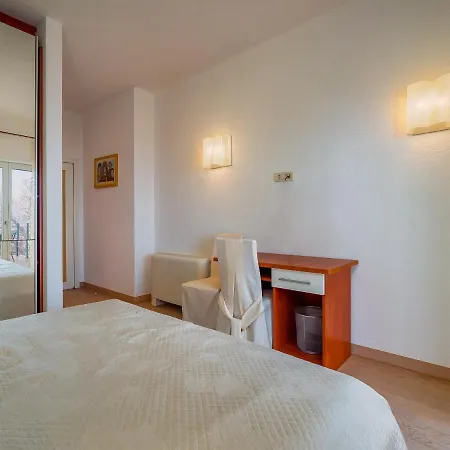 Kraj Gæstehus Mošćenička Draga