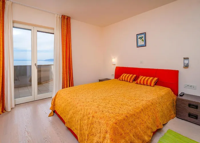 Solaris Vendégház 4*