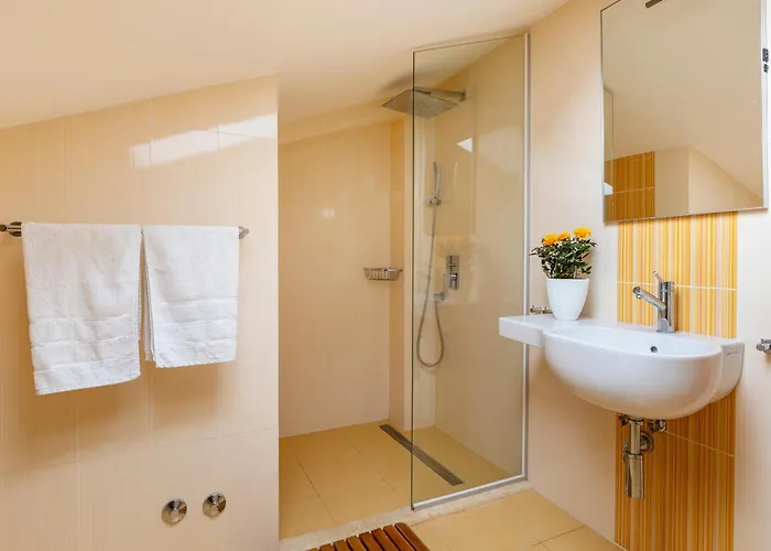 Solaris Vendégház 4*